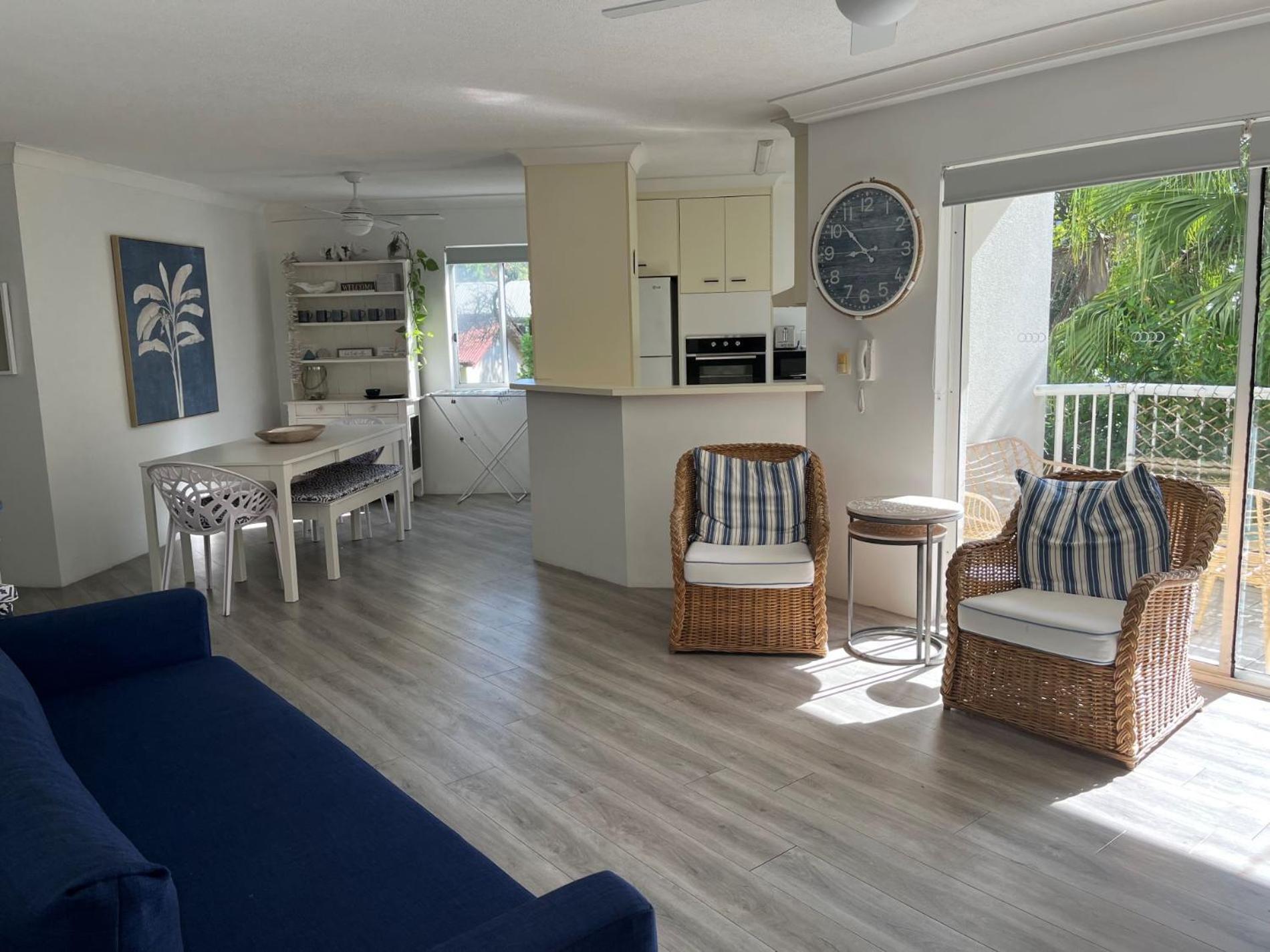 Cosy Burleigh Getaway! Apartment Gold Coast